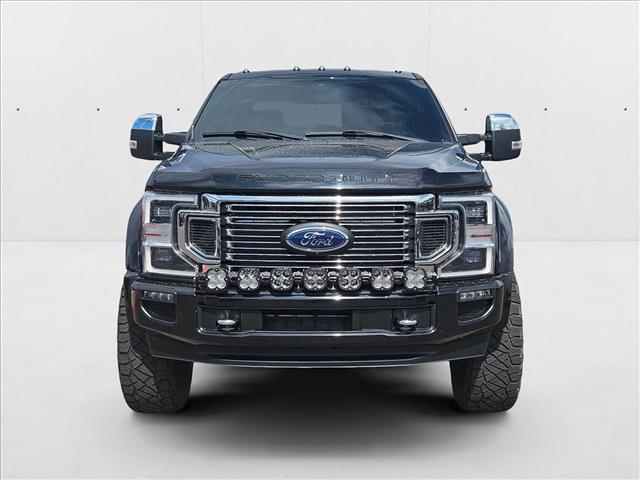 2022 Ford F-450 Platinum photo 2