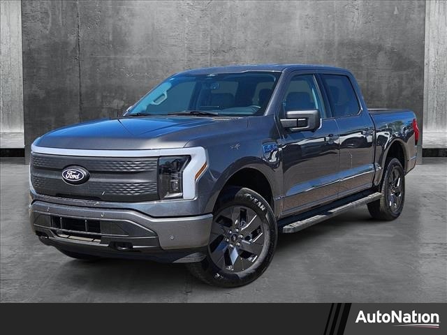 2025 Ford F-150 Lightning Flash's photo
