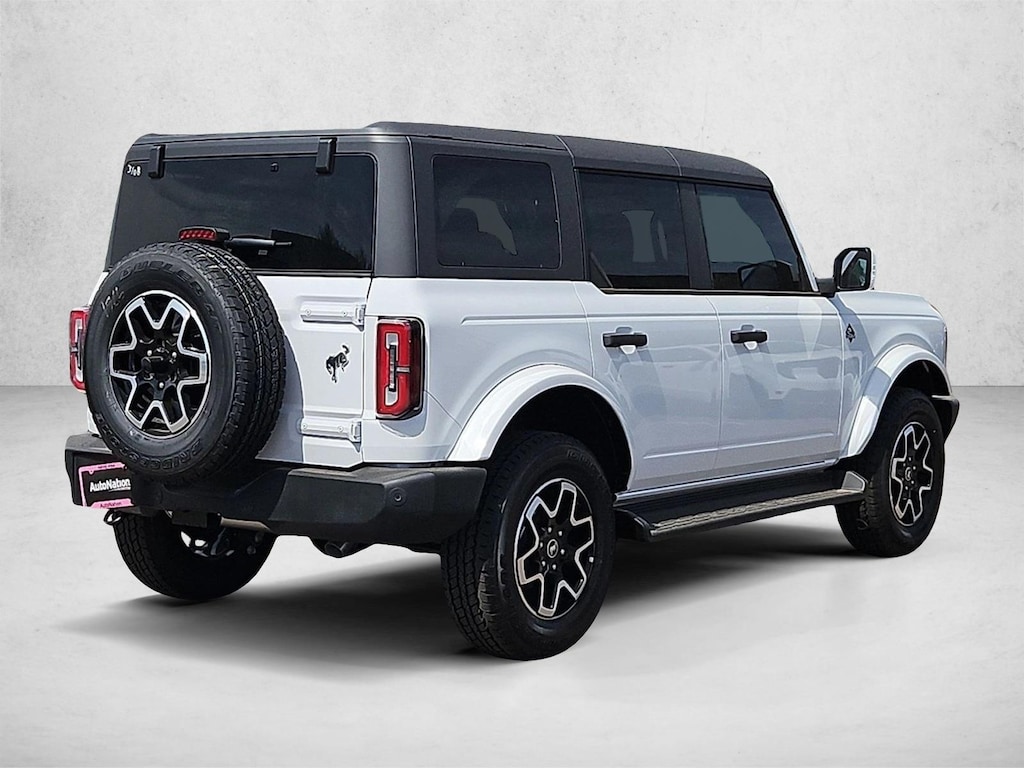 New 2026 Ford Bronco Outer Banks SUV