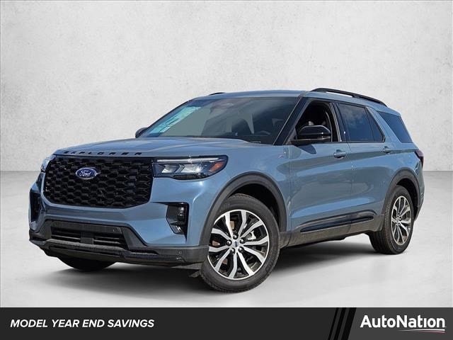 2025 Ford Explorer ST-LINE's photo