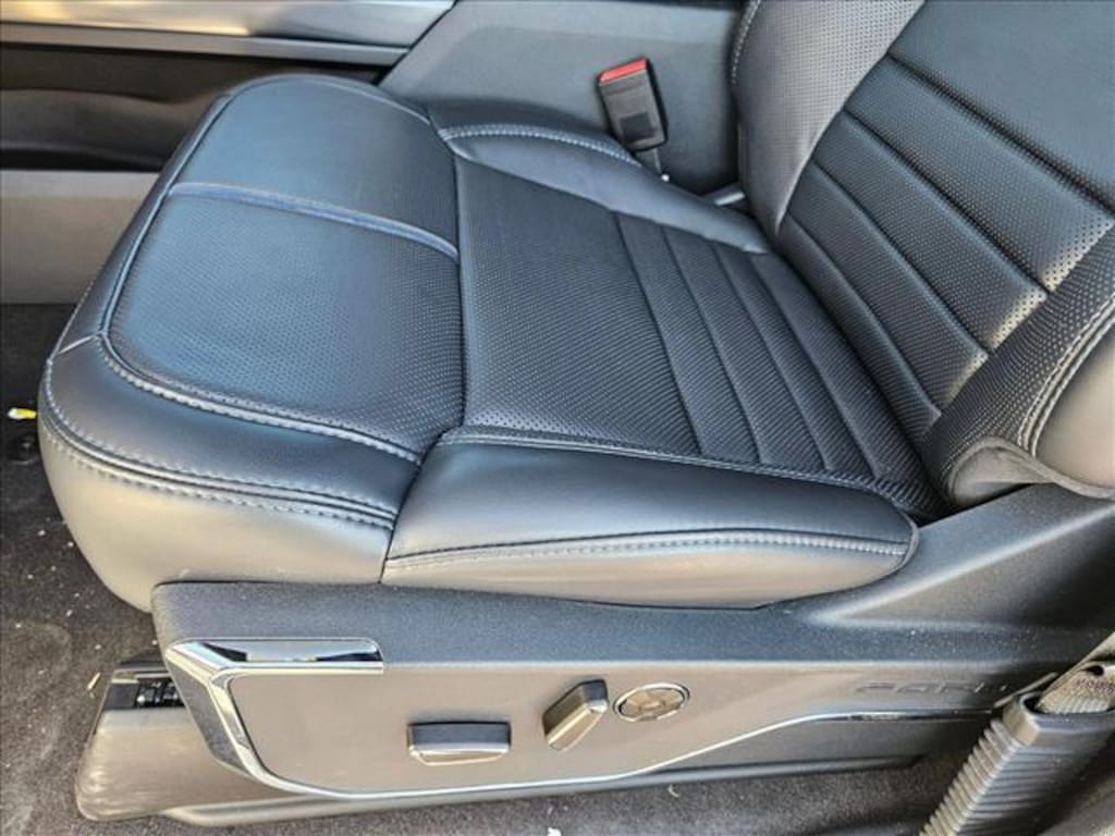 New 2025 Ford F-150 Platinum Truck SuperCrew Cab