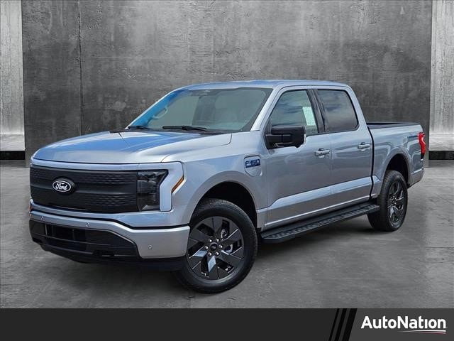 2025 Ford F-150 Lightning Flash's photo