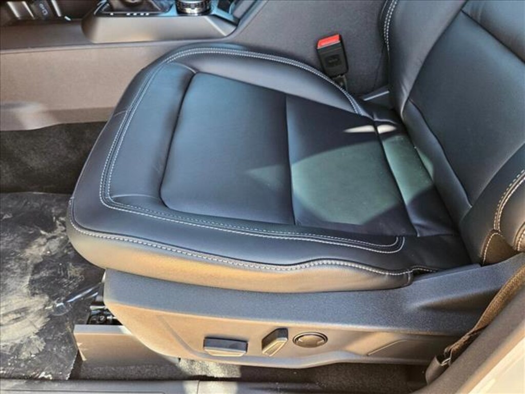 New 2025 Ford Bronco Outer Banks SUV