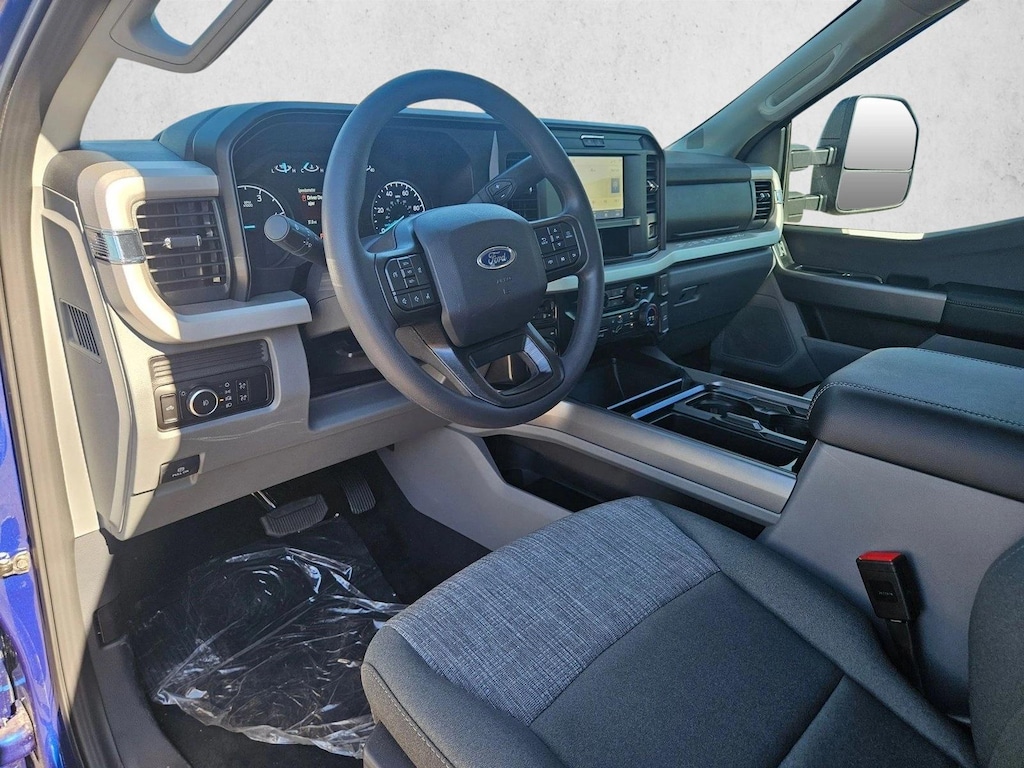 New 2026 Ford F-250 XLT Truck Crew Cab
