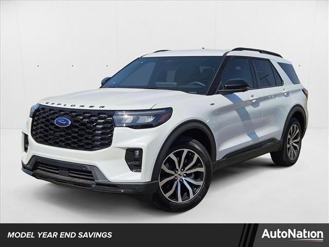 2025 Ford Explorer ST-LINE's photo