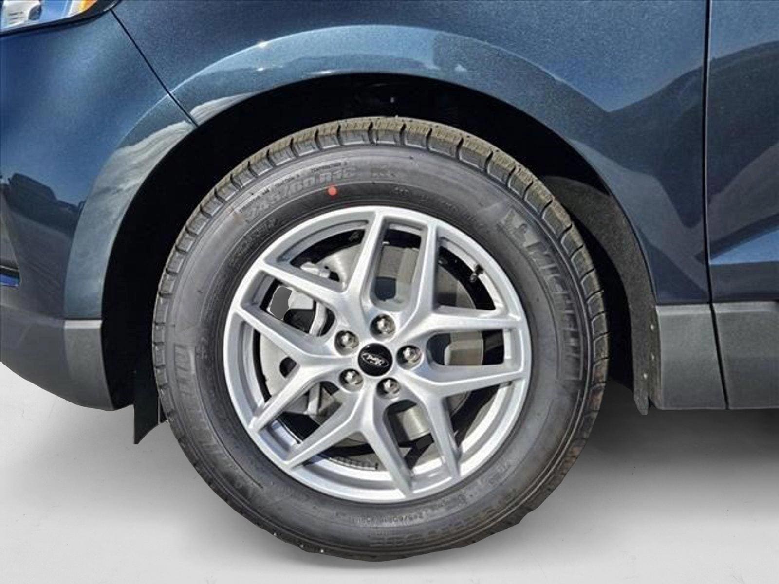 2024 Ford Edge SE - Photo 10