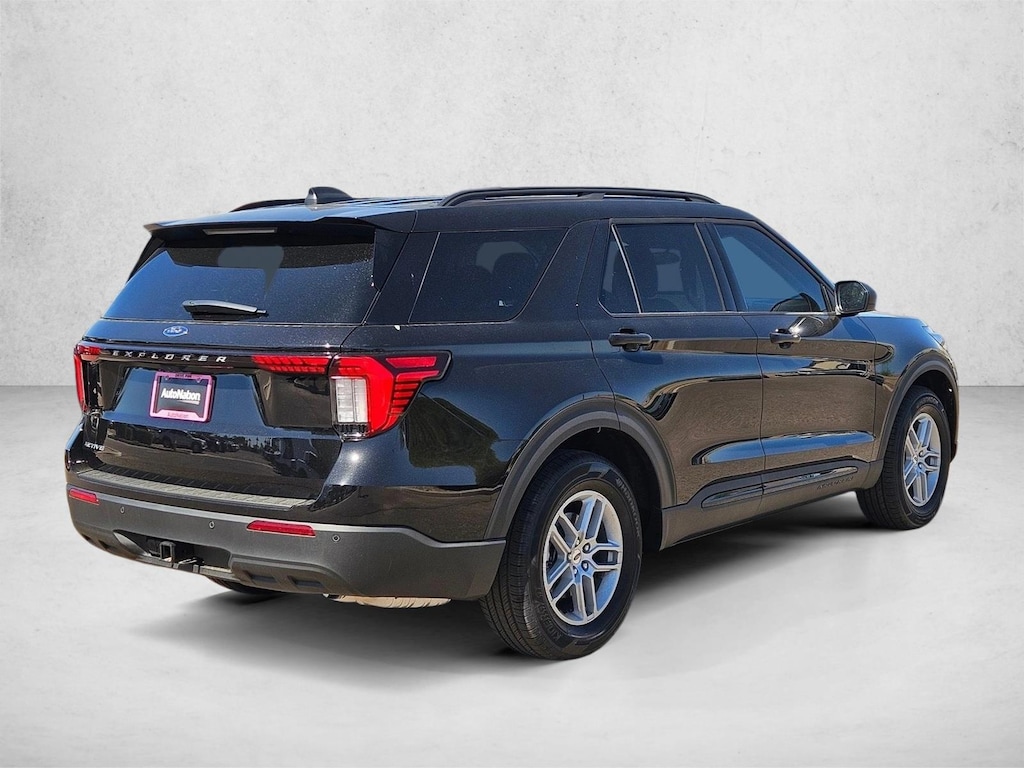 New 2026 Ford Explorer Active w/200A Pkg SUV