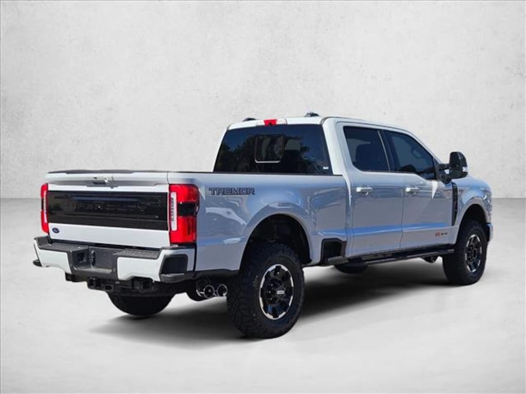 New 2026 Ford F-250 Platinum Truck Crew Cab