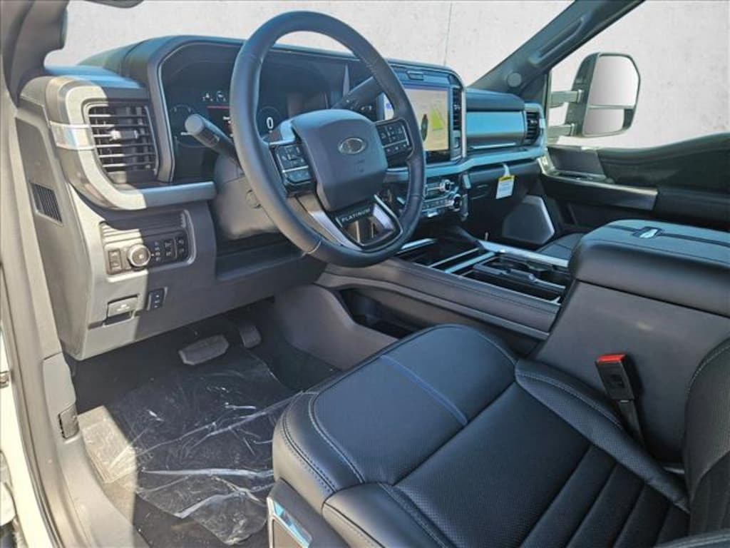 New 2026 Ford F-250 Platinum Truck Crew Cab