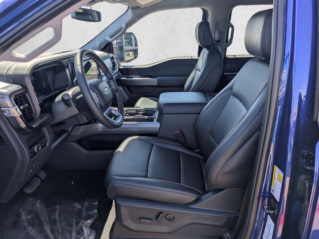 New 2026 Ford F-250 LARIAT Truck Crew Cab