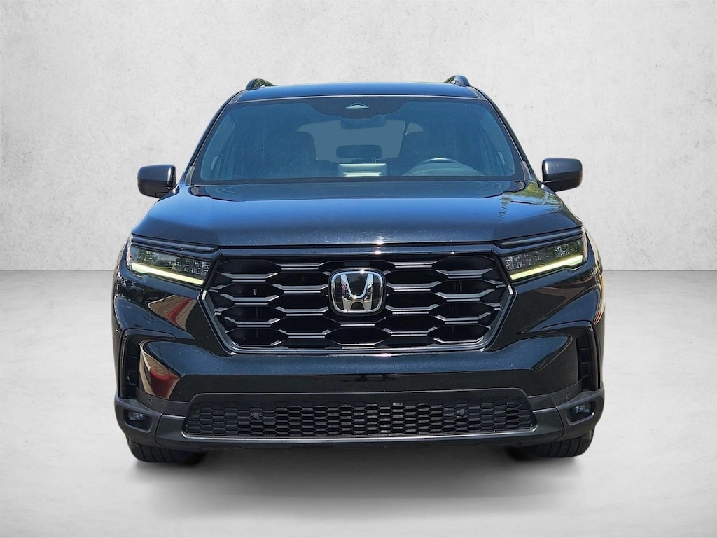 Certified 2025 Honda Pilot Sport SUV
