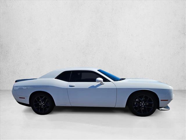 2023 Dodge Challenger R/T photo 4