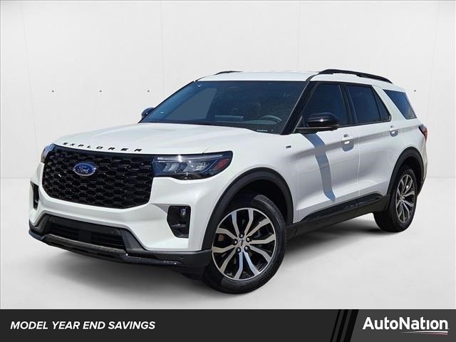 2025 Ford Explorer ST-LINE's photo