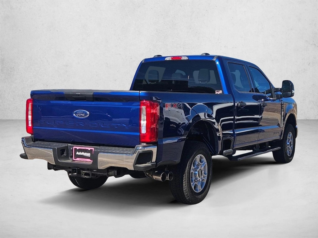 New 2026 Ford F-250 XLT Truck Crew Cab
