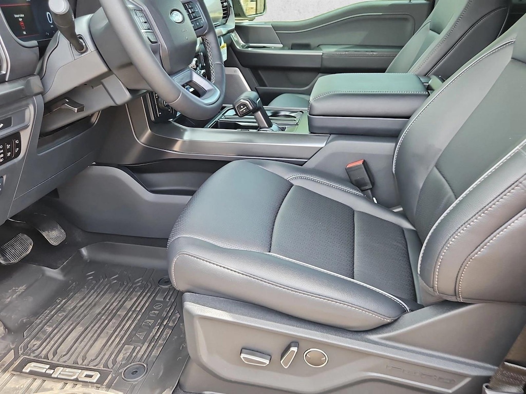 New 2026 Ford F-150 LARIAT Truck SuperCrew Cab