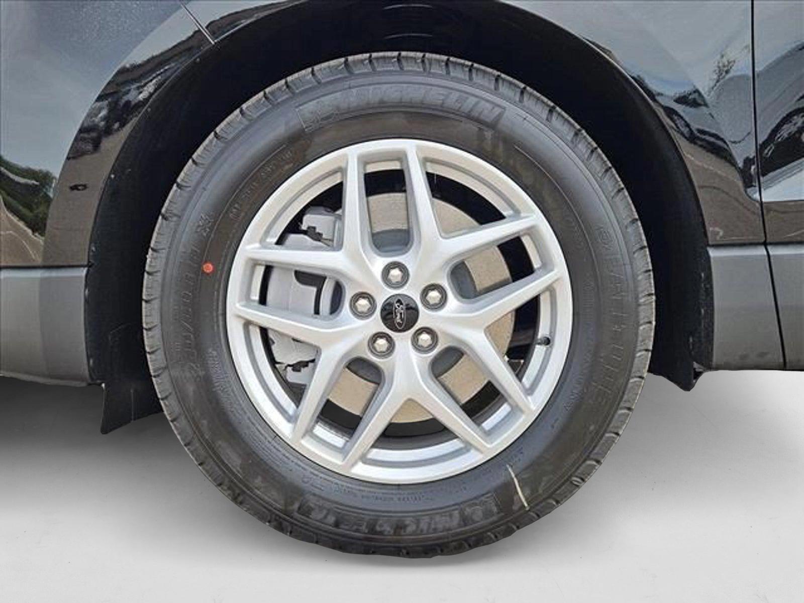 2024 Ford Edge SE - Photo 10