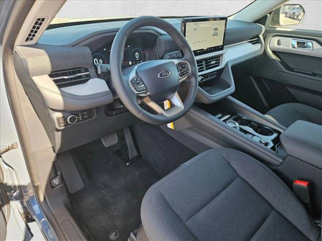 New 2025 Ford Explorer Active SUV