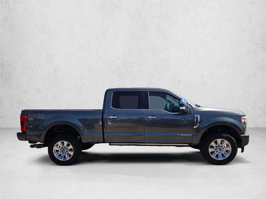 Used 2017 Ford F-250 Platinum Truck Crew Cab
