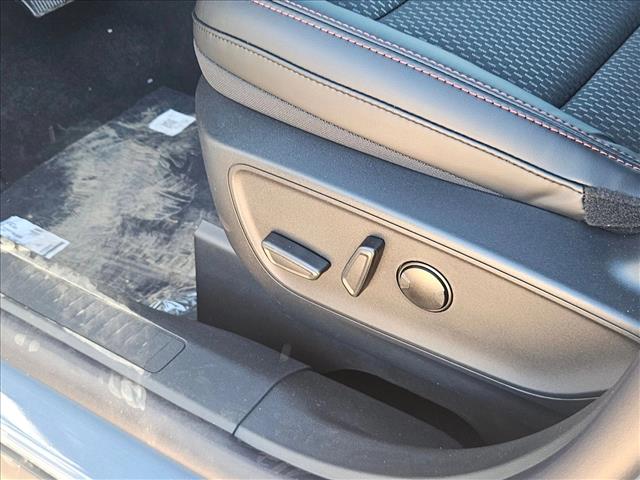 2026 Ford Escape ST-Line Sport photo 3