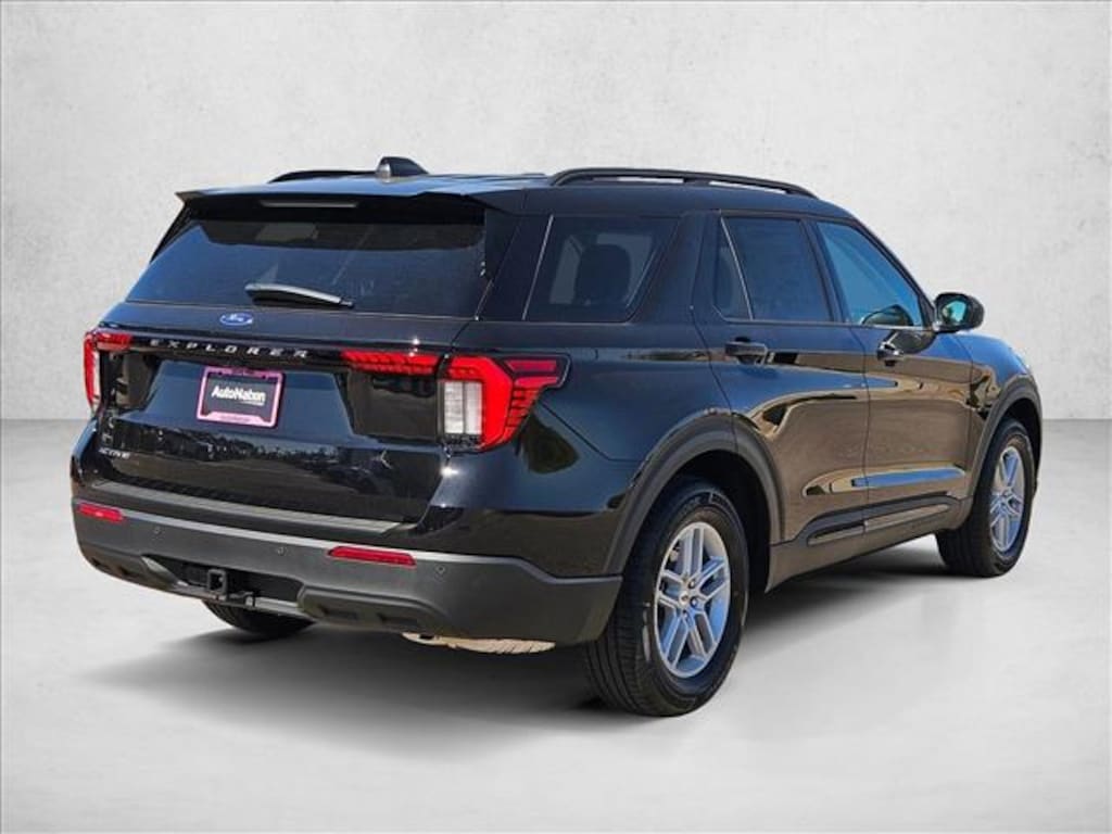 New 2026 Ford Explorer Active w/200A Pkg SUV