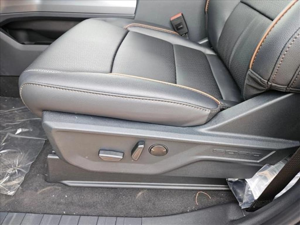 New 2026 Ford F-250 LARIAT Truck Crew Cab