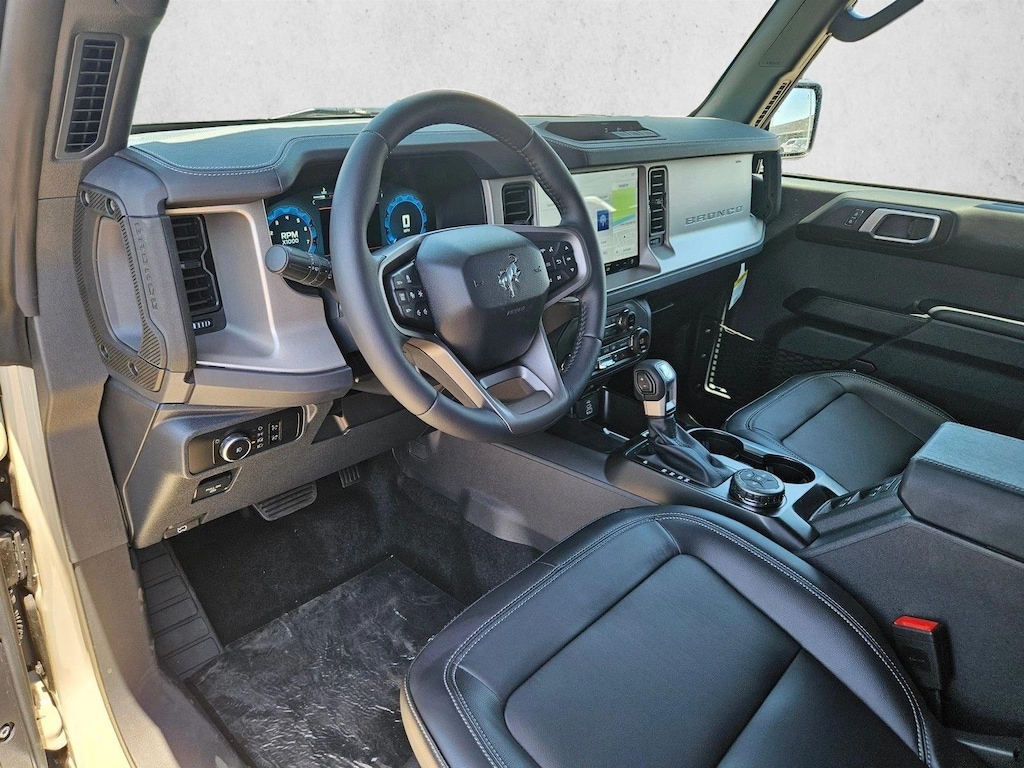 New 2026 Ford Bronco Outer Banks SUV