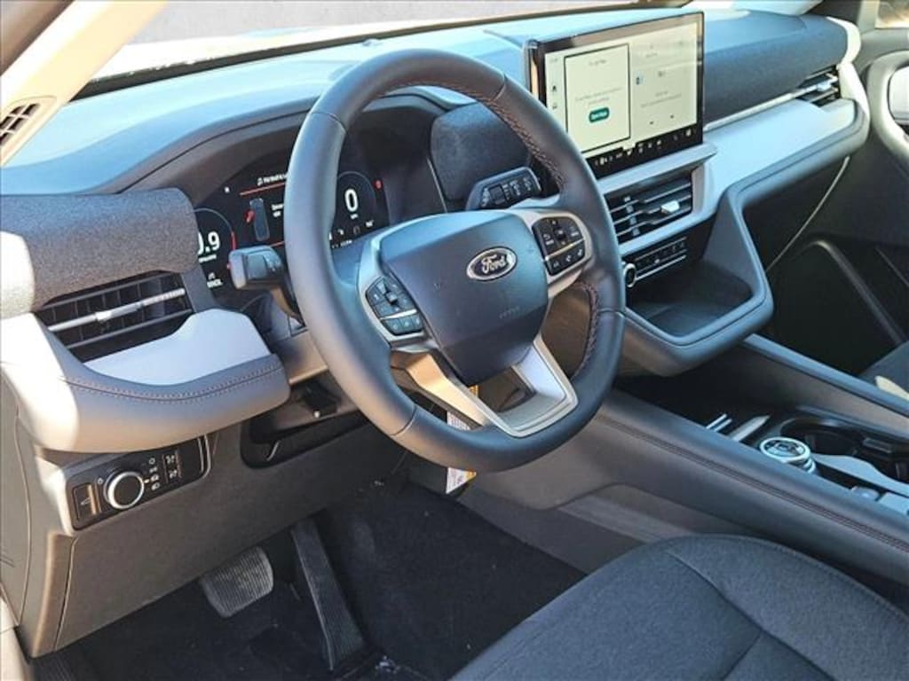 New 2025 Ford Explorer Active SUV