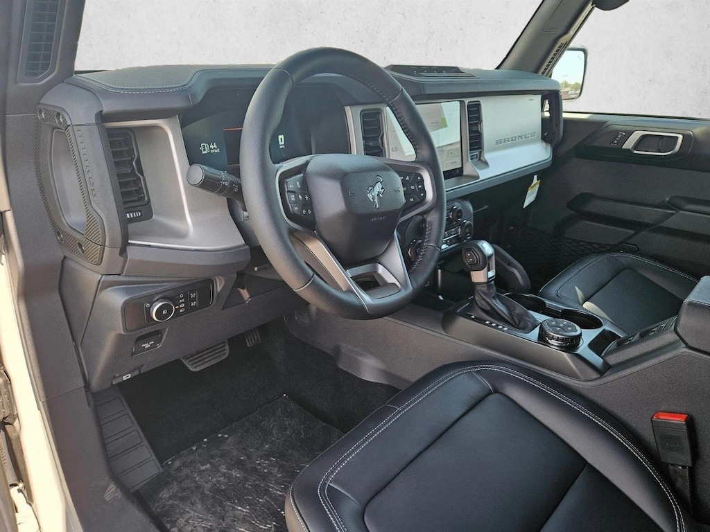New 2026 Ford Bronco Outer Banks SUV