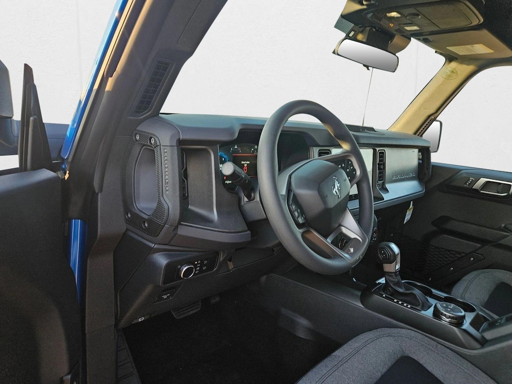 New 2025 Ford Bronco Base SUV