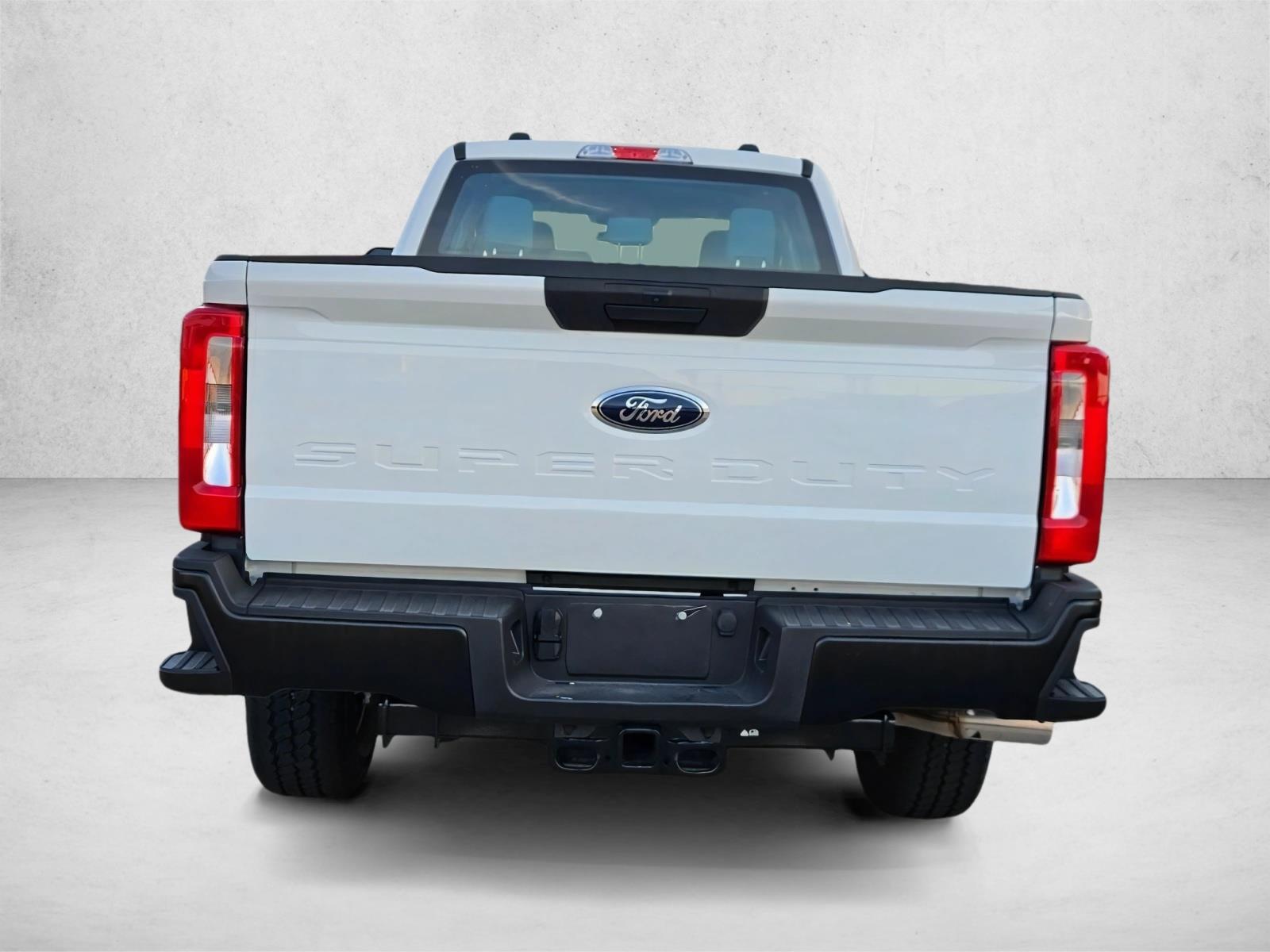 2026 Ford F-350 Super Duty XL - Photo 8