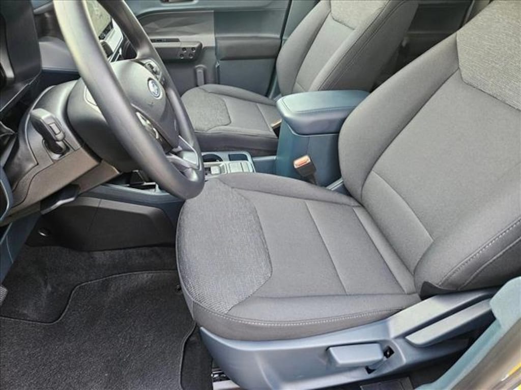 New 2025 Ford Maverick XL Truck SuperCrew