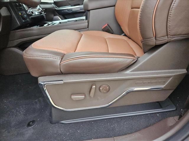 2025 Ford F-350 King Ranch photo 4