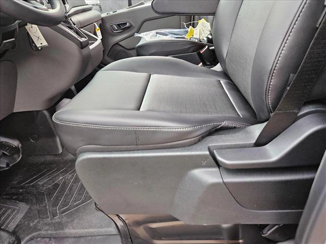 2025 Ford Transit photo 3