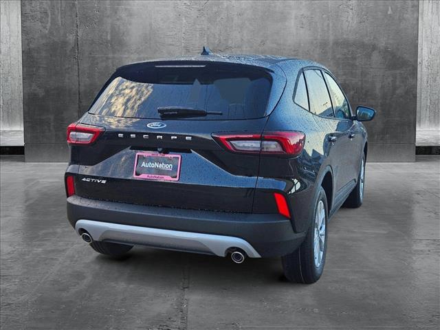 2025 Ford Escape Active photo 2