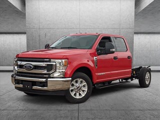 2022 Ford F-350 Chassis XLT Truck Crew Cab