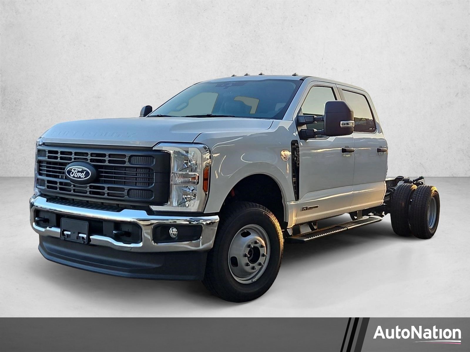  Ford F-350 Chassis