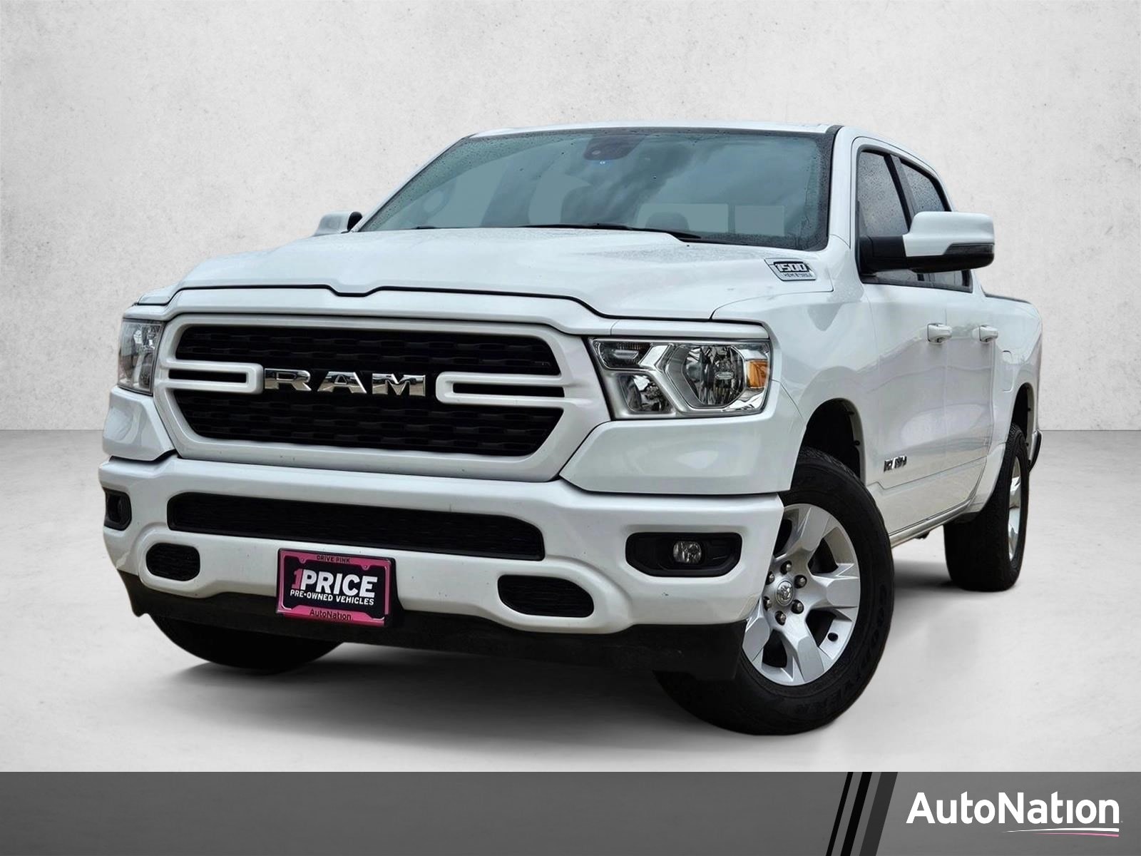 2024 RAM 1500 Big Horn/Lone Star 4x4 Crew Cab 5'7's photo