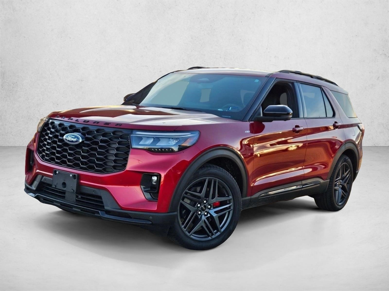 2025 Ford Explorer ST-LINE's photo