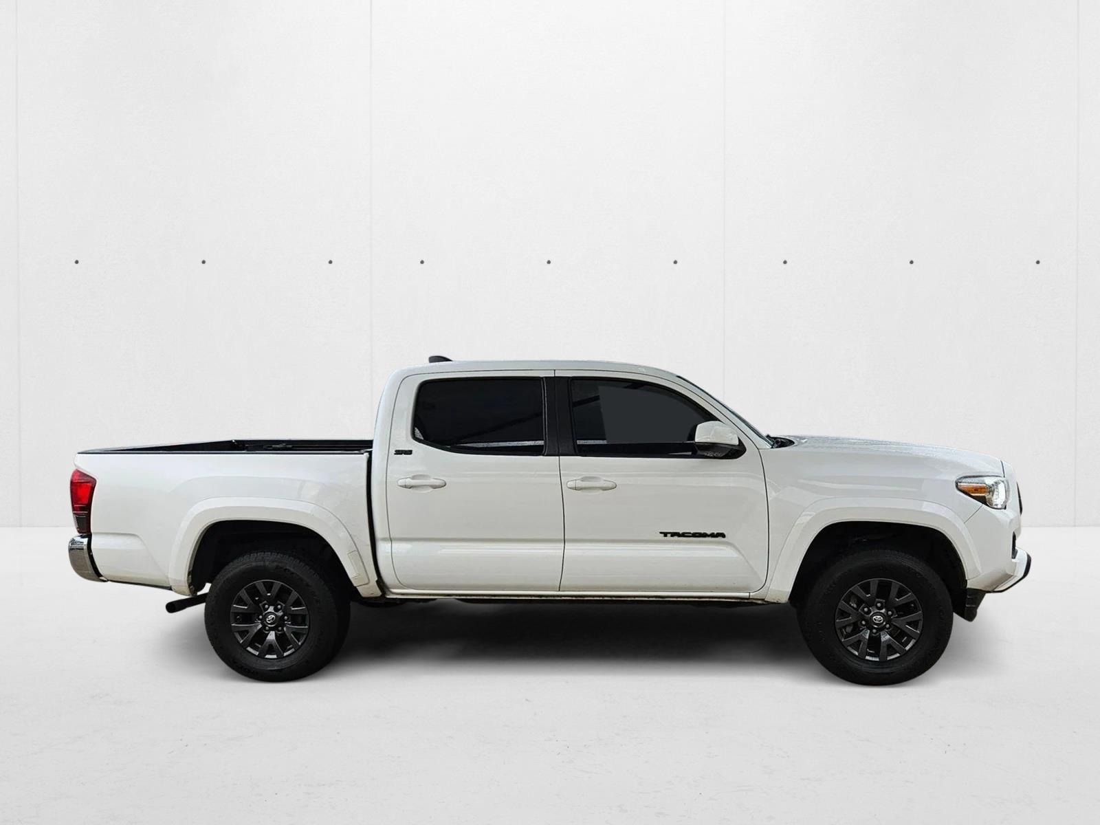 2020 Toyota Tacoma SR5 photo 4