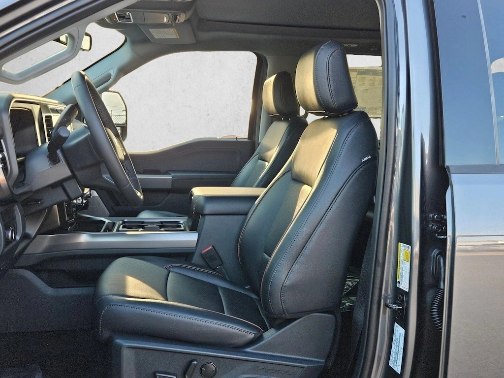 New 2026 Ford F-250 LARIAT Truck Crew Cab