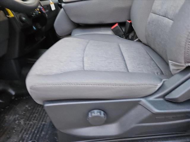 2025 Ford F-450 XL photo 3