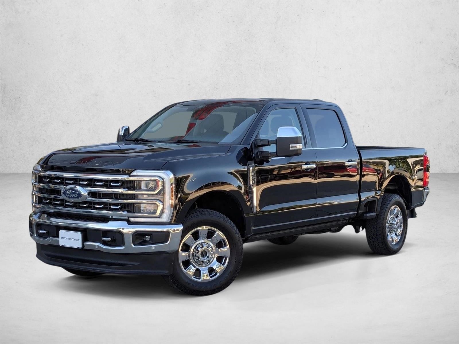 2024 Ford F-350 Super Duty Lariat's photo