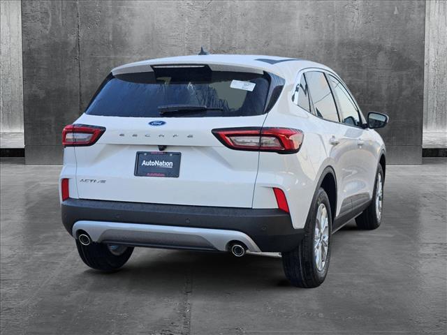 2024 Ford Escape Active photo 2
