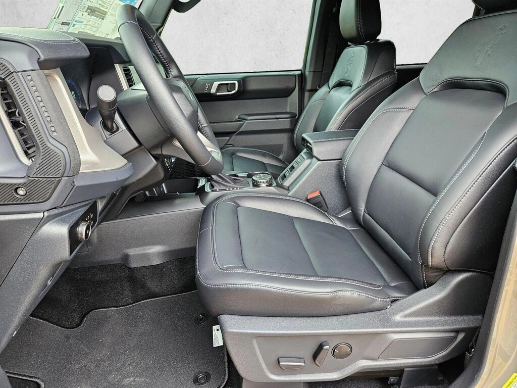 New 2026 Ford Bronco Outer Banks SUV