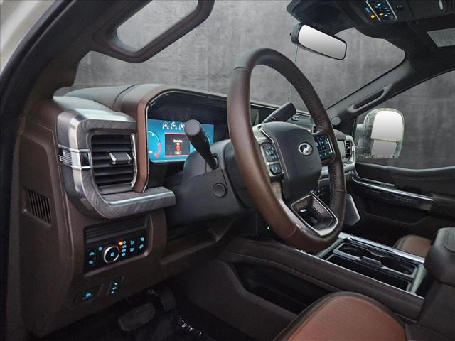 2025 Ford F-250 King Ranch photo 3