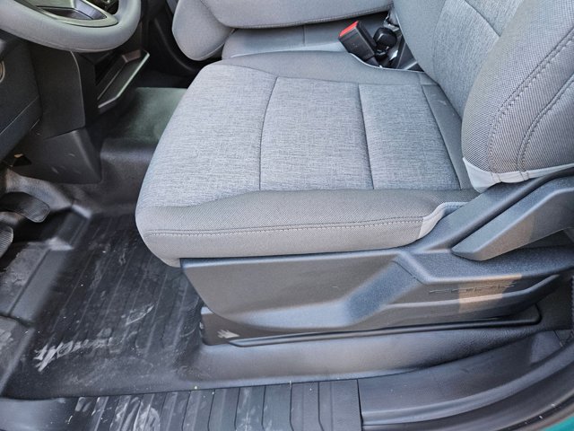 2025 Ford F-150 XL photo 4