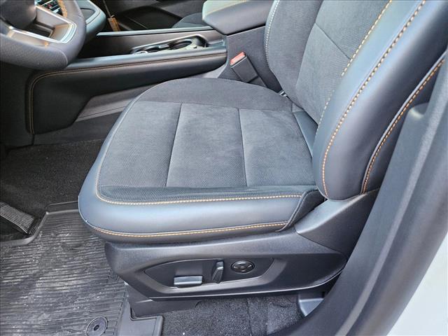 2026 Ford Explorer photo 4