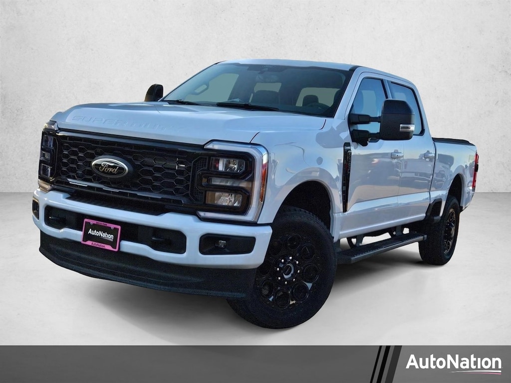 New 2026 Ford F-350 LARIAT Truck Crew Cab