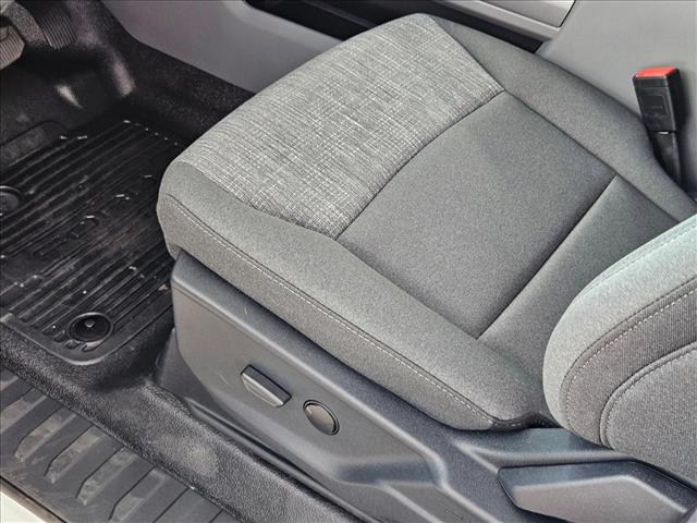 2025 Ford F-250 XLT photo 3