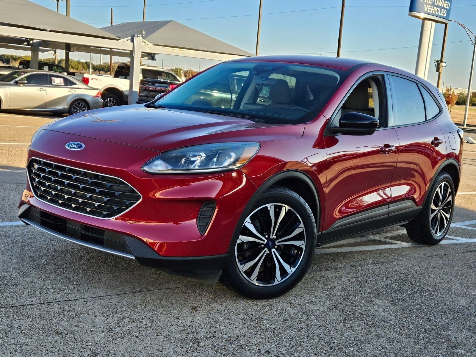 2021 Ford Escape SE's photo